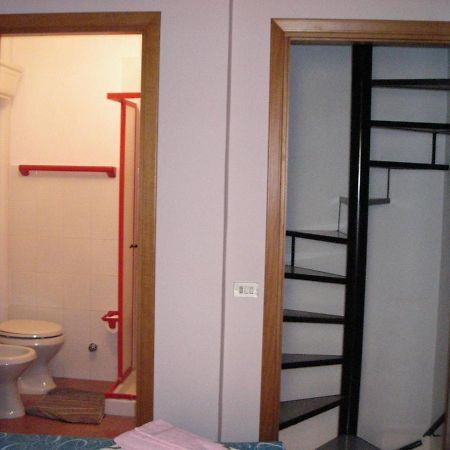 Azzurra House Apartment Чефалу Екстериор снимка